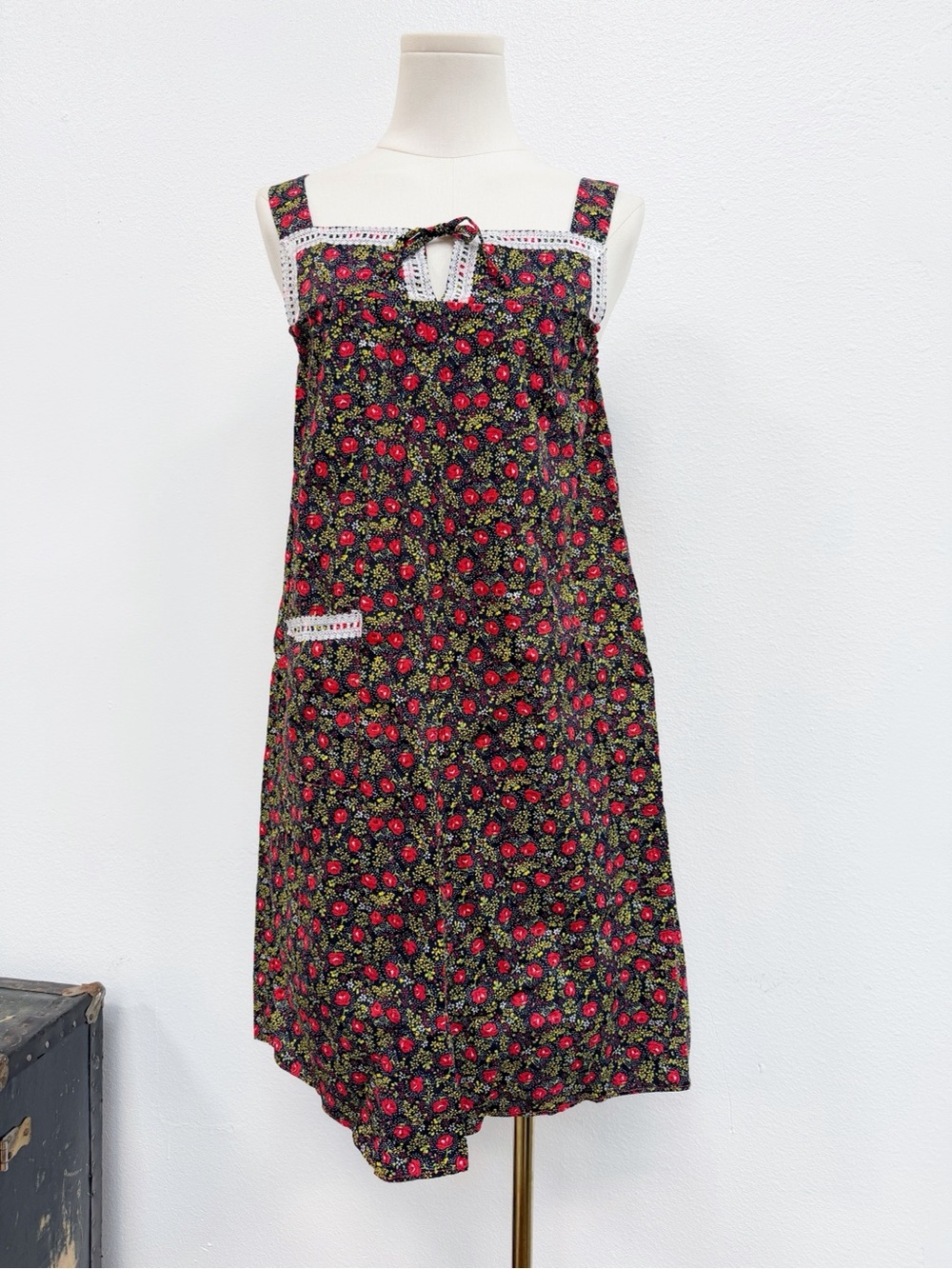 Vintage Black Floral Midi Dress with Red Rose Print size small